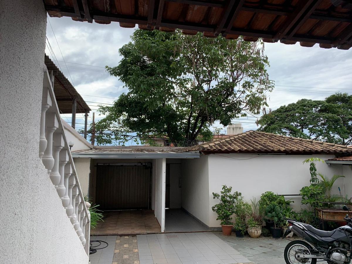 Casa, Alípio de Melo, 6 Quartos, 4 Vagas, 2 Suítes