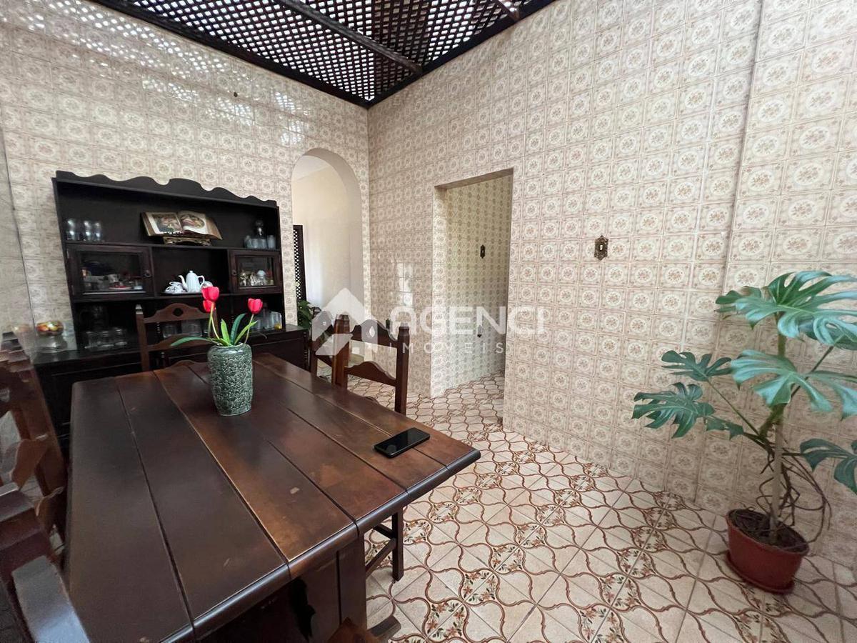 Casa, Camargos, 3 Quartos, 0 Vaga, 0 Suíte