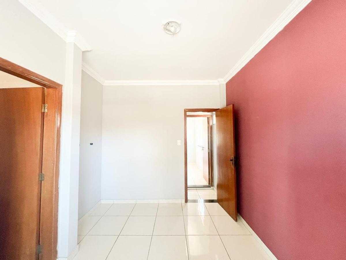 Casa, Santa Terezinha, 2 Quartos, 1 Vaga, 1 Suíte