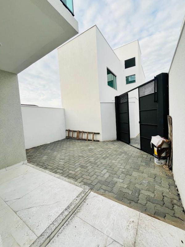 Casa, Masterville, 3 Quartos, 1 Vaga, 1 Suíte