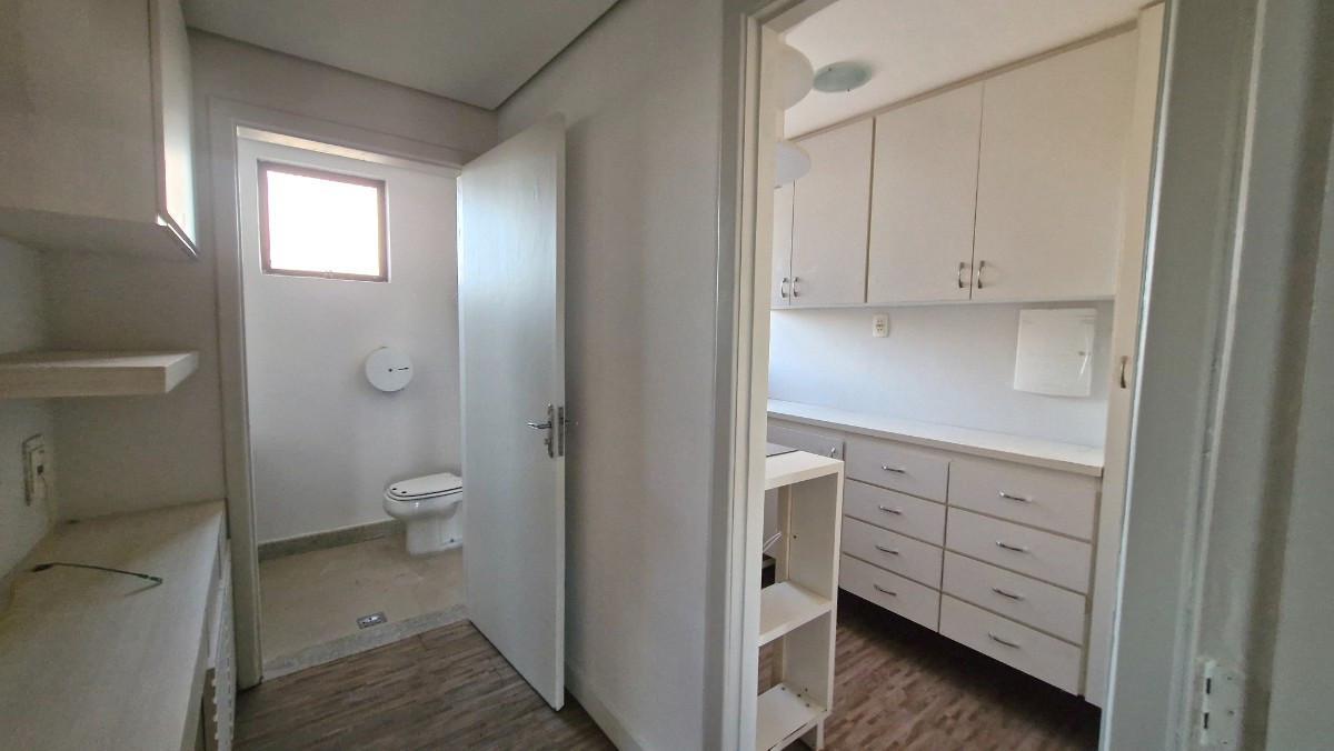 Sala, Santa Efigênia, 5 Quartos, 1 Vaga, 4 Suítes