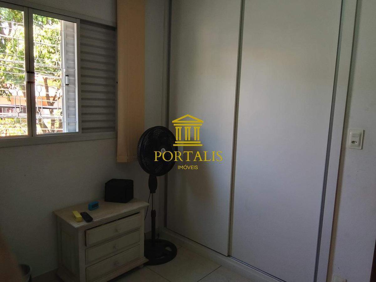 Casa, Esplanada, 4 Quartos, 1 Vaga, 1 Suíte