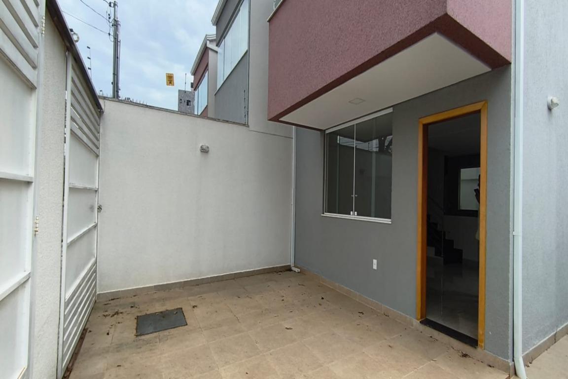 Casa, Itapoã, 3 Quartos, 2 Vagas, 1 Suíte