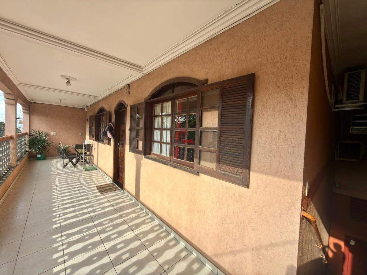 Casa, CDI Jatobá (barreiro), 3 Quartos, 4 Vagas, 1 Suíte