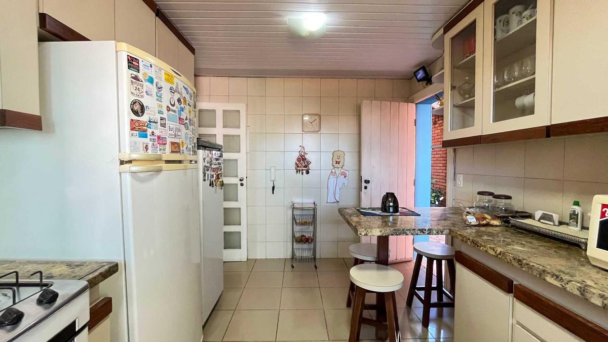 Casa, Santa Lúcia, 5 Quartos, 5 Vagas, 2 Suítes