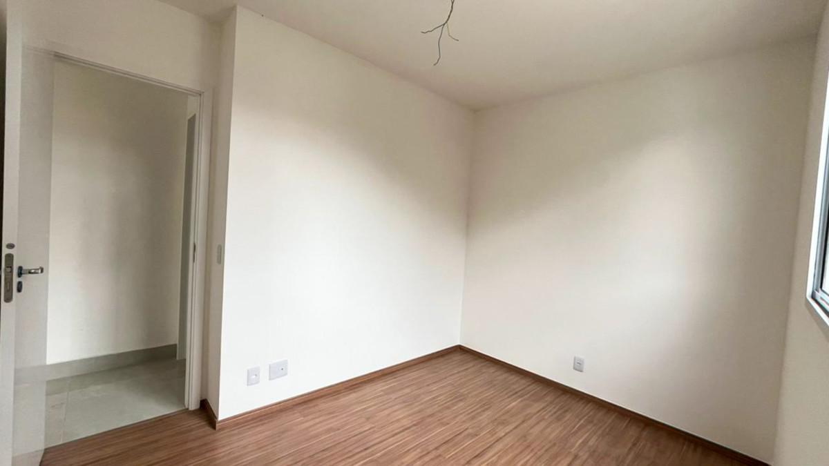 Apartamento, Casa Branca, 3 Quartos, 2 Vagas, 1 Suíte