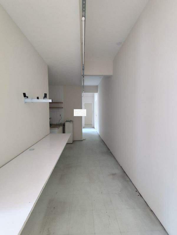 Andar, Centro, 0 Quarto, 0 Vaga
