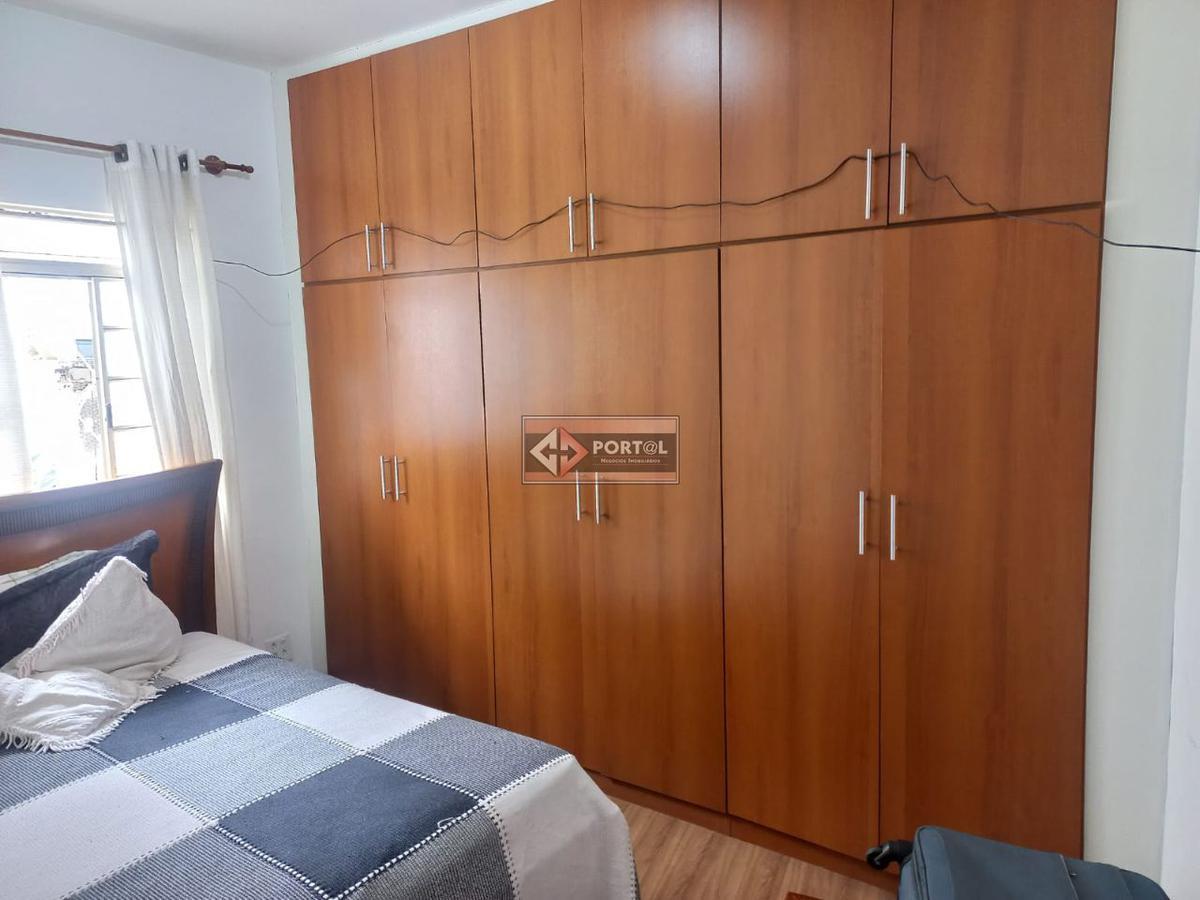 Casa, Vila Clóris, 3 Quartos, 4 Vagas, 1 Suíte