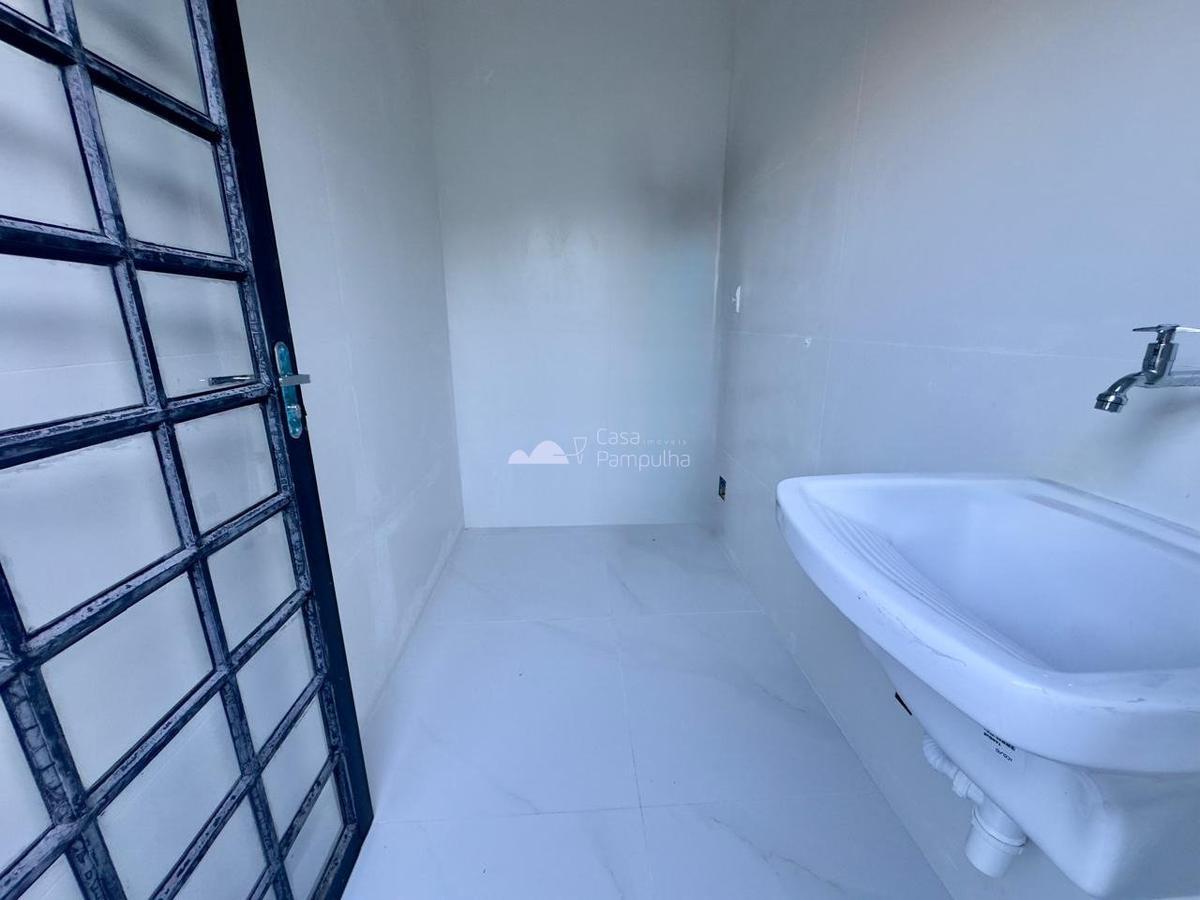 Casa, Trevo, 3 Quartos, 2 Vagas, 1 Suíte