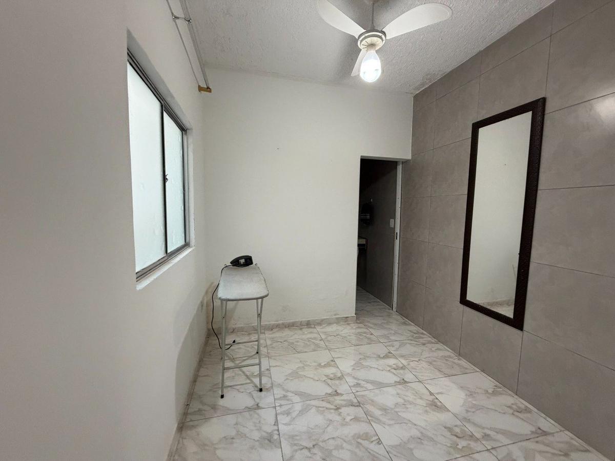 Casa, Horto, 4 Quartos, 2 Vagas, 1 Suíte