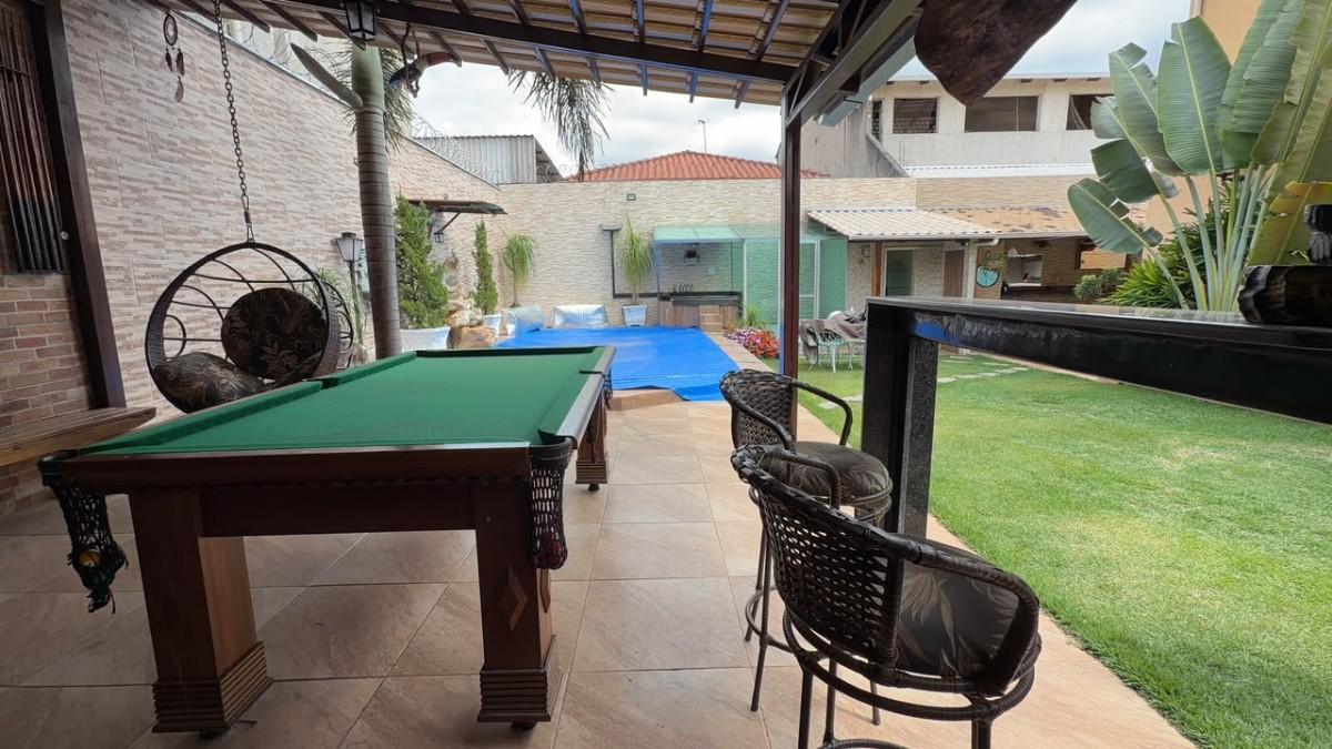 Casa, Novo Recanto, 3 Quartos, 6 Vagas, 1 Suíte