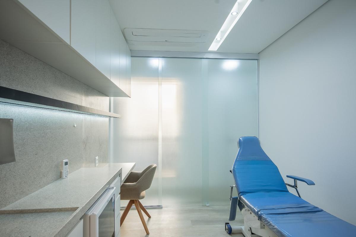 Sala, Prado, 2 Quartos, 0 Vaga, 2 Suítes