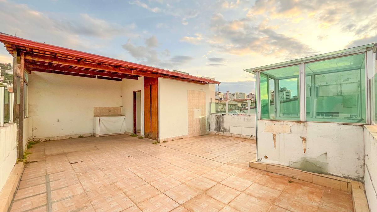 Cobertura, Santa Efigênia, 4 Quartos, 1 Vaga, 2 Suítes