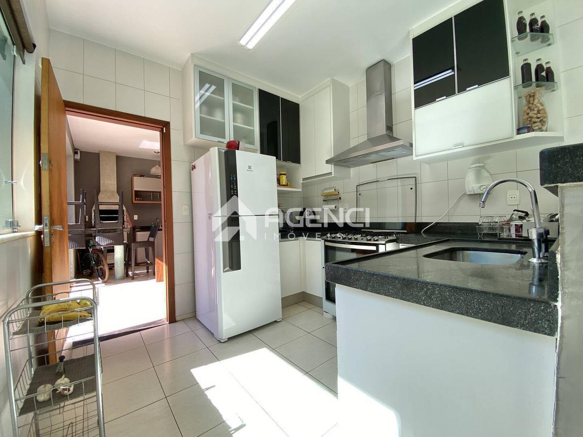 Casa, Vale do Sol, 3 Quartos, 0 Vaga, 1 Suíte