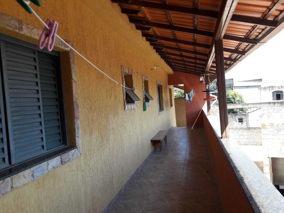 Casa, Santa Clara a, 3 Quartos, 2 Vagas, 1 Suíte
