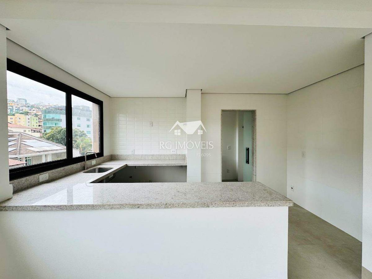 Apartamento, Barreiro, 3 Quartos, 2 Vagas, 1 Suíte