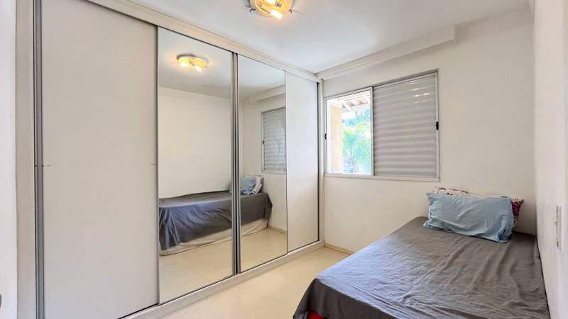 Casa, Buritis, 4 Quartos, 2 Vagas, 1 Suíte