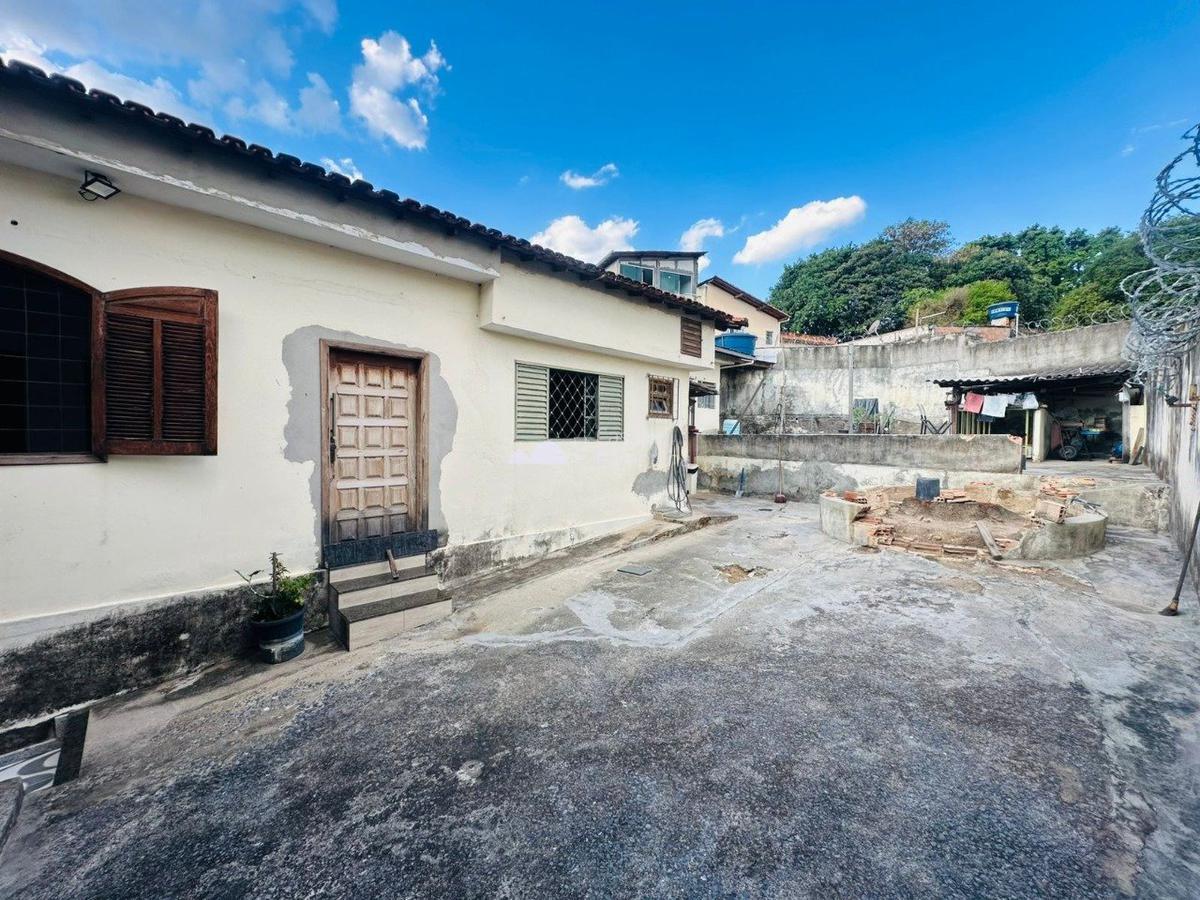 Casa, Santa Mônica, 4 Quartos, 3 Vagas