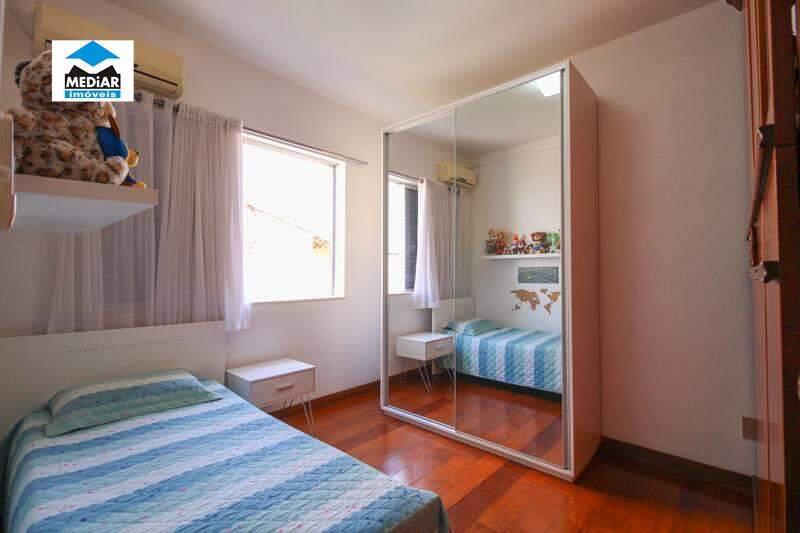 Cobertura, Sagrada Família, 4 Quartos, 2 Vagas, 2 Suítes