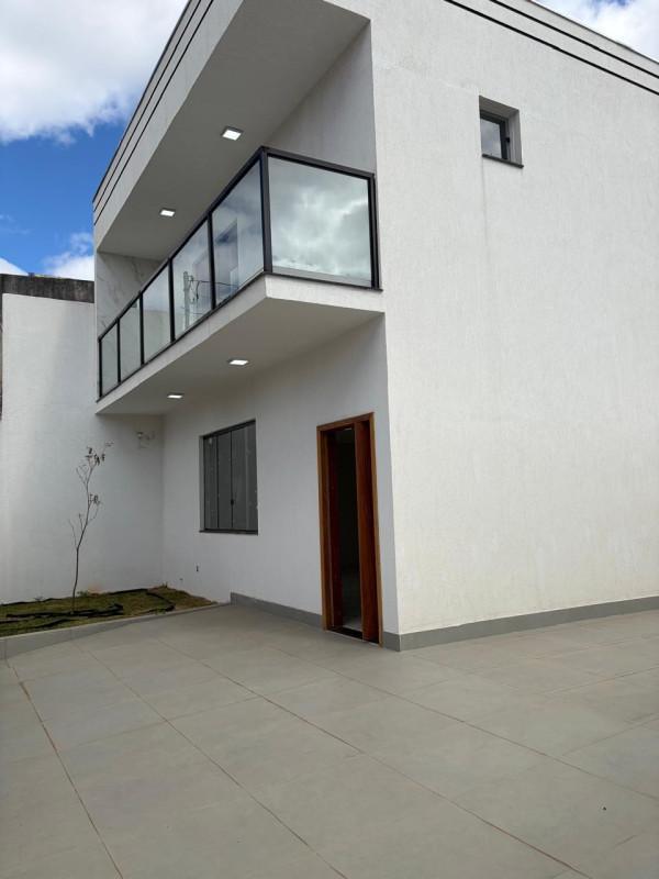Casa, Santa Helena (barreiro), 3 Quartos, 3 Vagas, 1 Suíte
