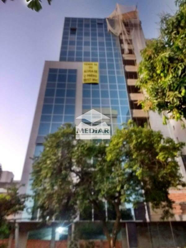 Andar, Santa Efigênia, 0 Quarto, 108 Vagas
