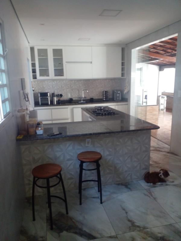 Casa, Novo Eldorado, 4 Quartos, 4 Vagas, 2 Suítes