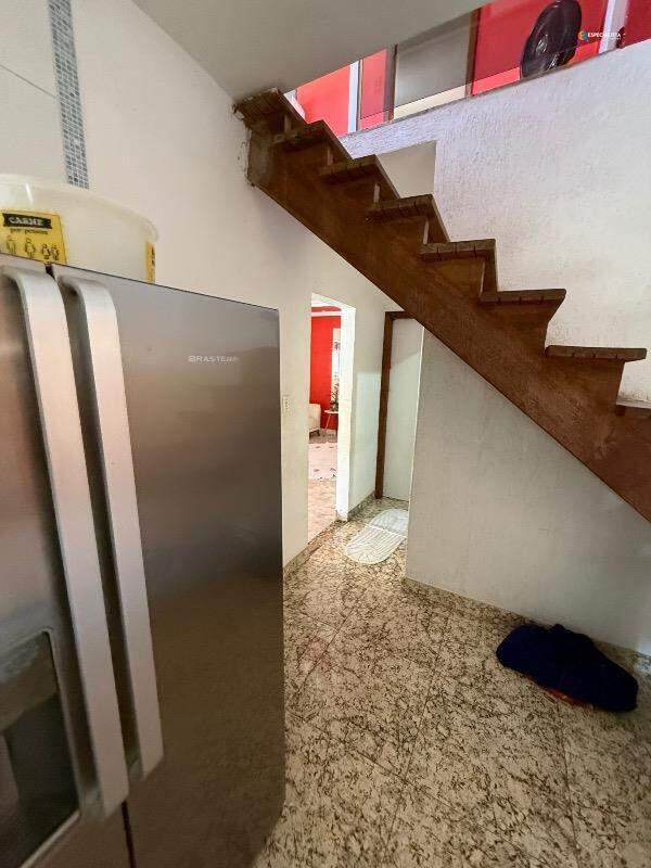Casa, Monte Carlo, 5 Quartos, 2 Vagas, 1 Suíte
