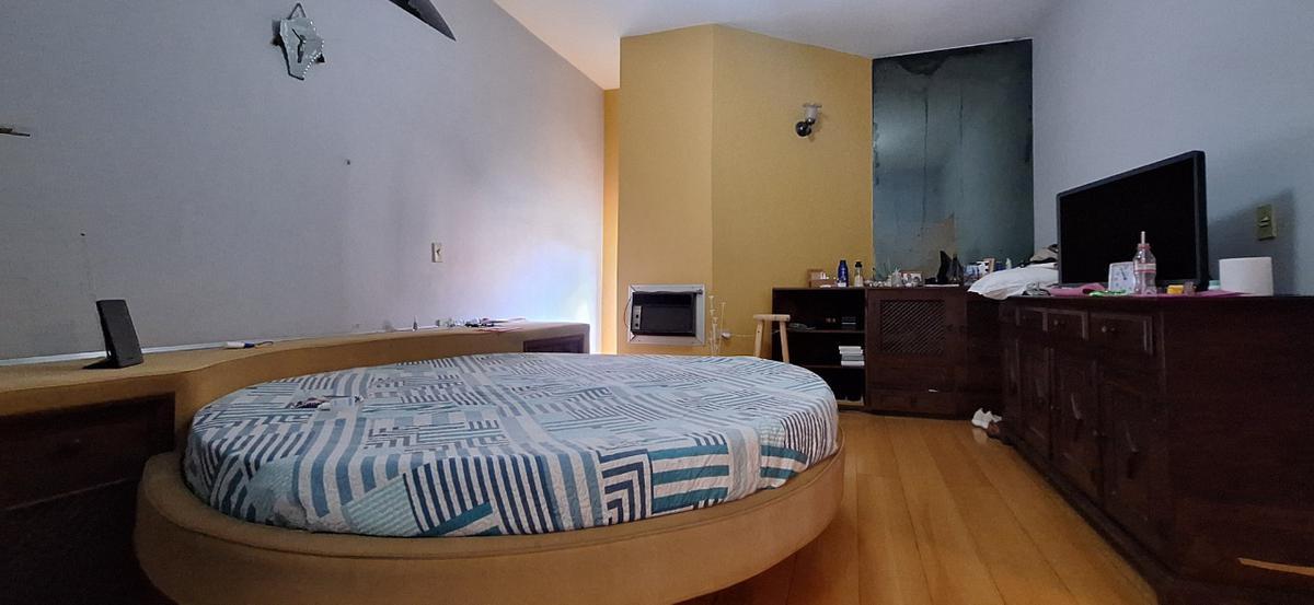 Casa, Sagrada Família, 1 Quarto, 4 Vagas