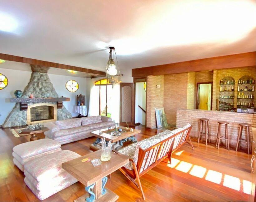 Casa, Mangabeiras, 5 Quartos, 4 Vagas, 2 Suítes