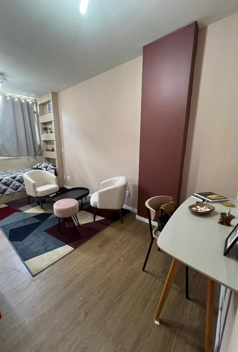 Sala, Barro Preto, 0 Quarto, 0 Vaga