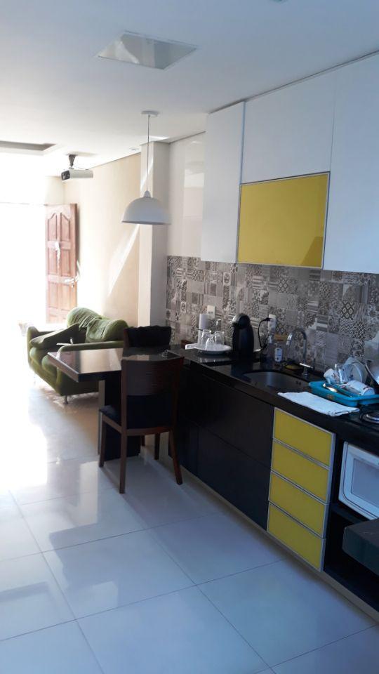Casa, Floresta, 4 Quartos, 0 Vaga, 3 Suítes