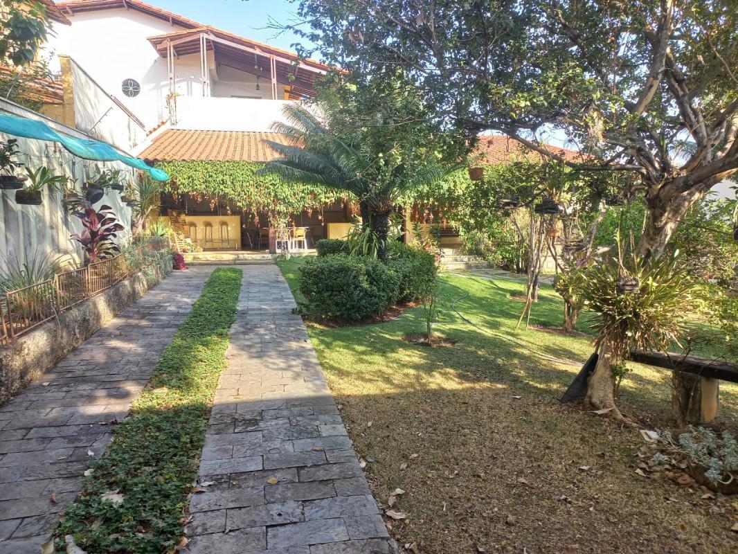 Lote, Itapoã, 1 Quarto, 4 Vagas, 1 Suíte