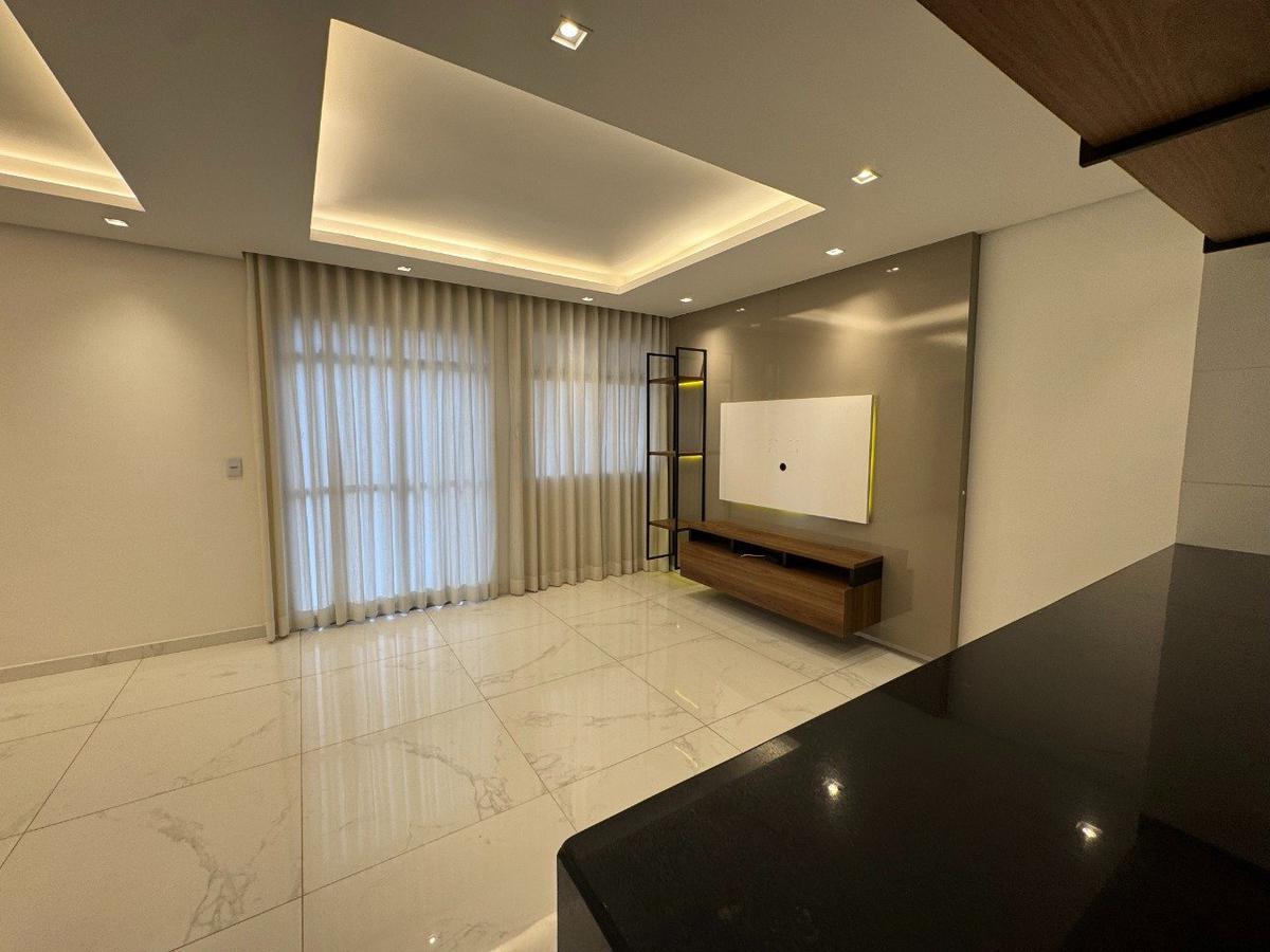 Apartamento, Sagrada Família, 3 Quartos, 1 Vaga, 1 Suíte