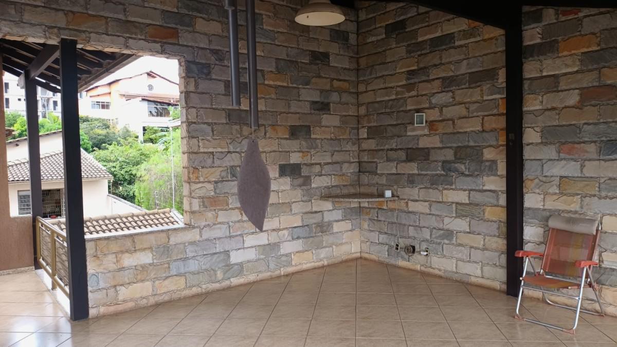 Casa, Colonial, 6 Quartos, 8 Vagas, 1 Suíte