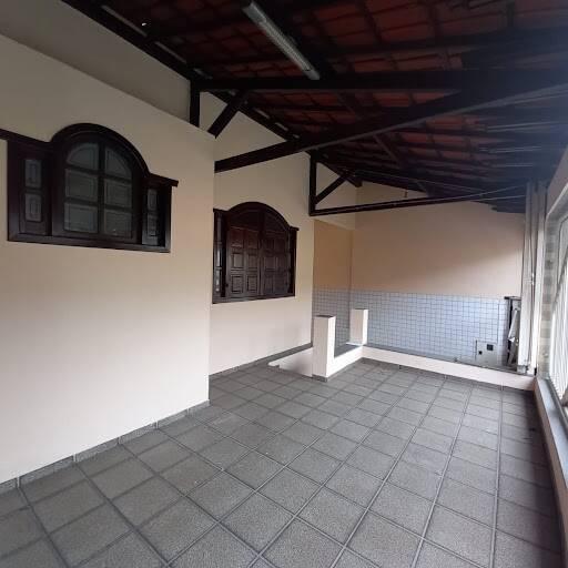 Casa, Universitário, 4 Quartos, 3 Vagas, 1 Suíte