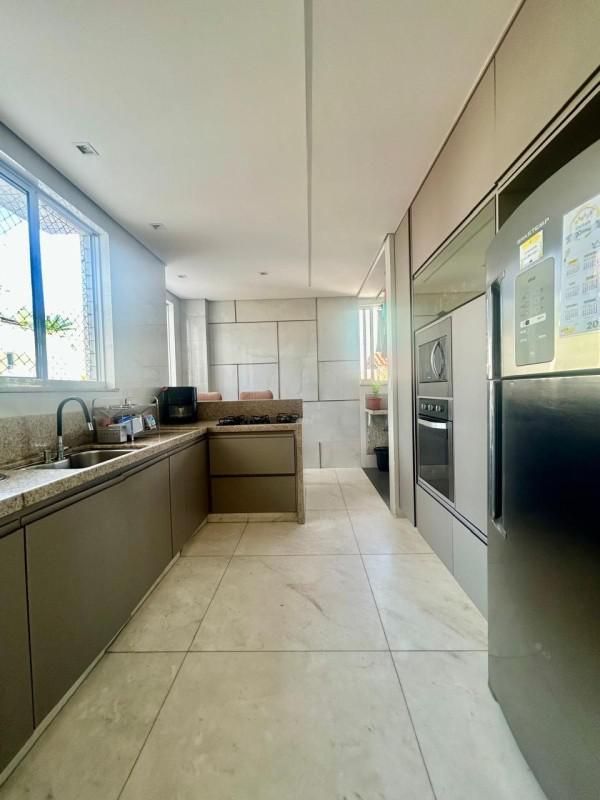 Apartamento, Castelo, 4 Quartos, 3 Vagas, 3 Suítes