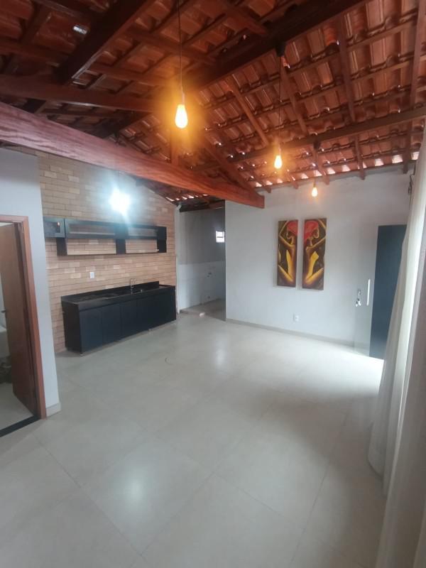 Casa, Centro, 2 Quartos, 2 Vagas, 1 Suíte