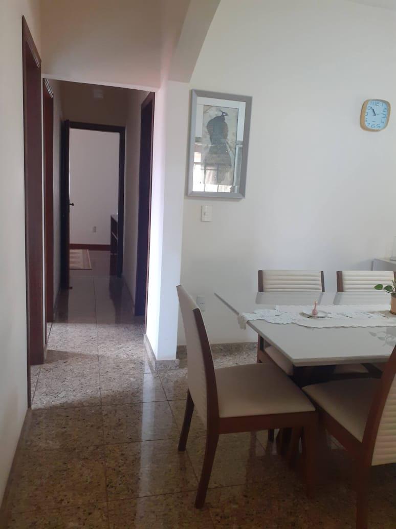 Casa, Casa Branca, 4 Quartos, 9 Vagas, 1 Suíte