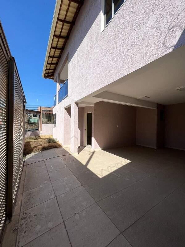 Casa, Diamante, 4 Quartos, 3 Vagas, 1 Suíte