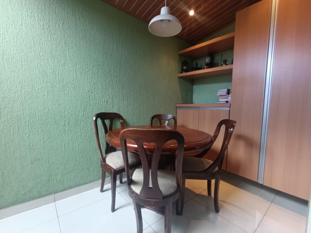 Apartamento, Sagrada Família, 2 Quartos, 1 Vaga