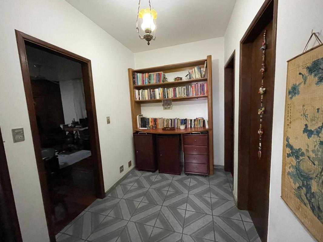 Casa, Alípio de Melo, 5 Quartos, 2 Vagas, 1 Suíte
