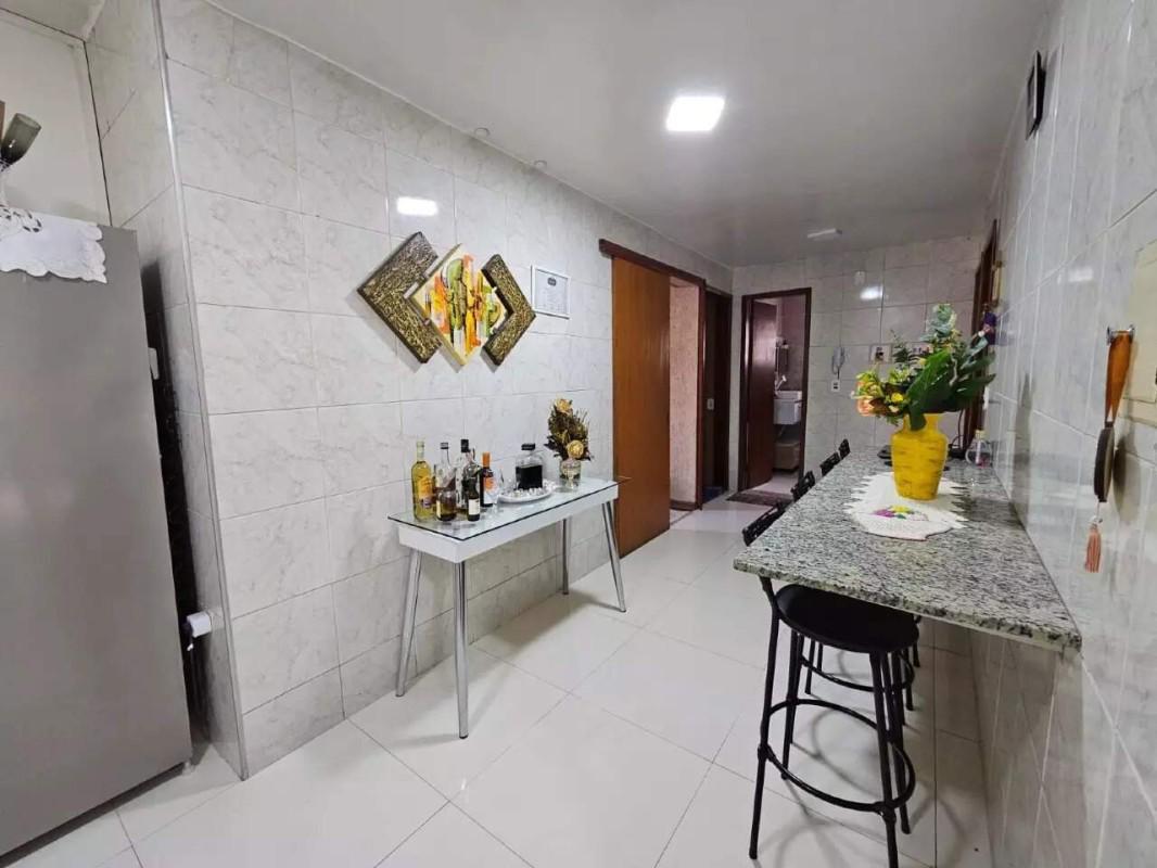 Casa, Átila de Paiva, 3 Quartos, 2 Vagas