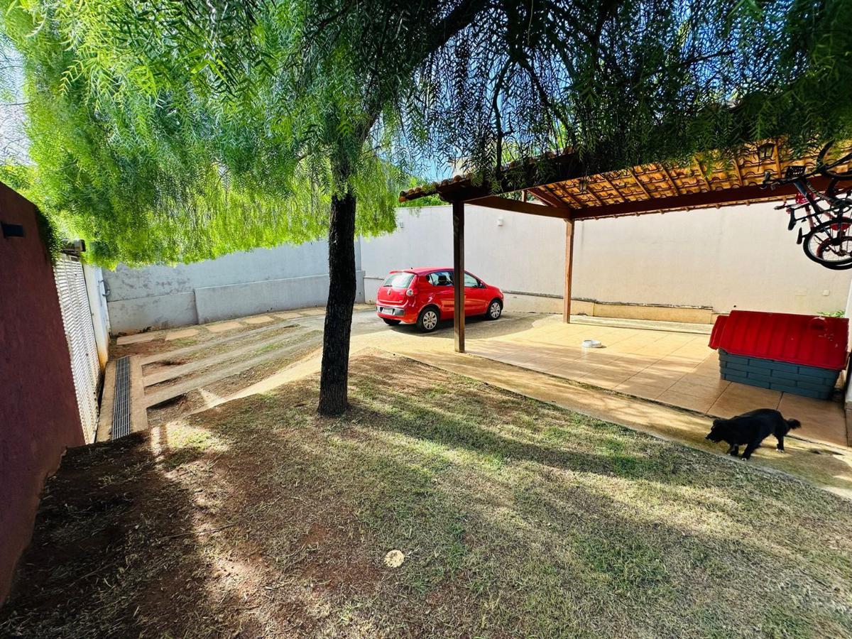 Casa, Trevo, 3 Quartos, 4 Vagas, 1 Suíte