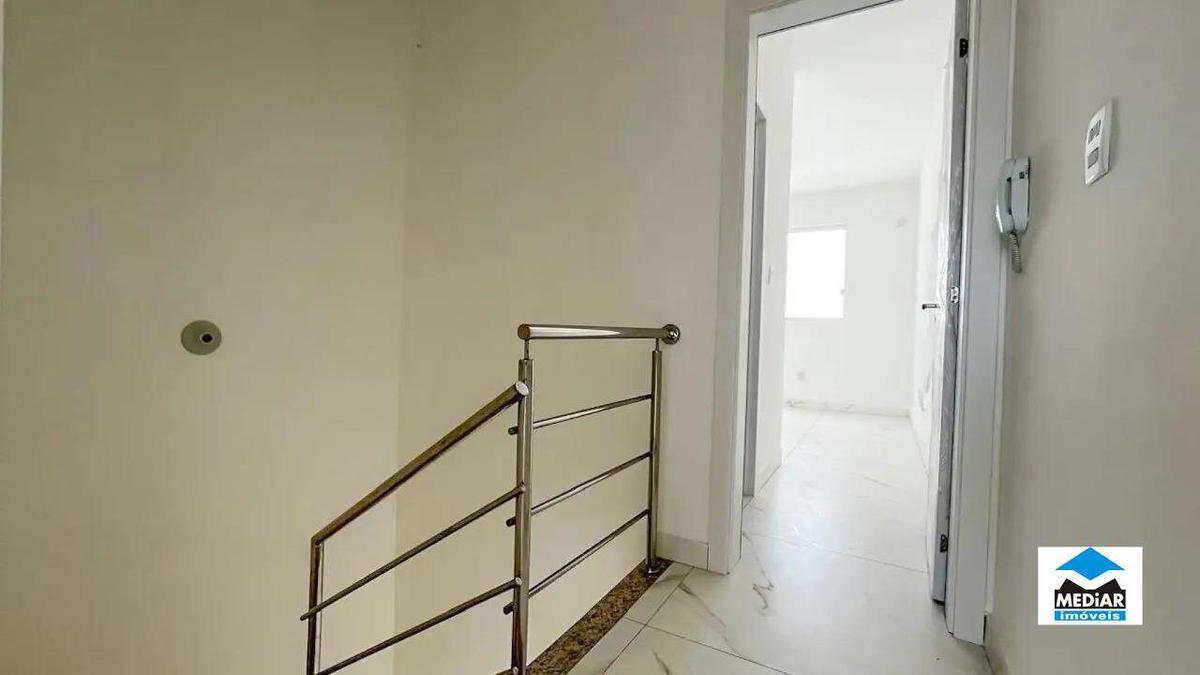 Casa, Santa Branca, 2 Quartos, 2 Vagas, 2 Suítes