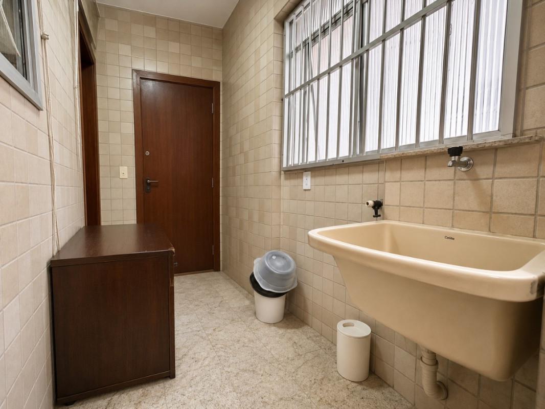 Apartamento, Vila Paris, 2 Quartos, 1 Vaga