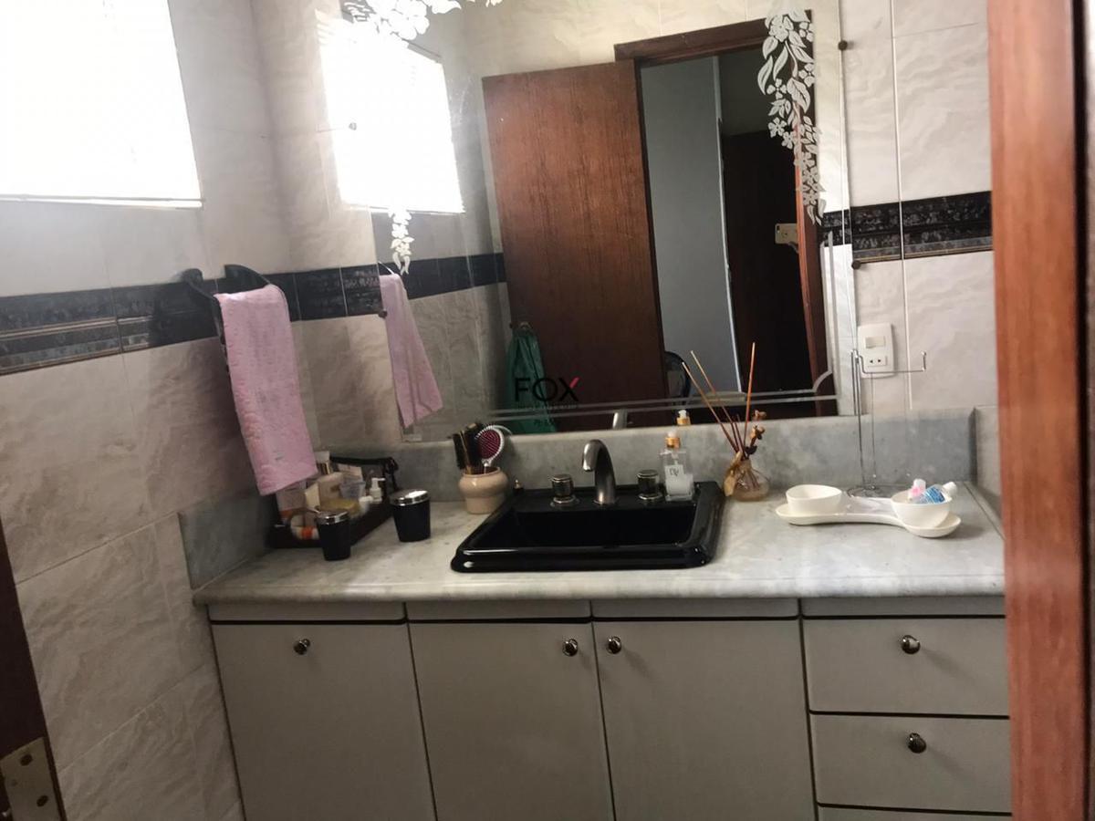 Casa, Centro, 4 Quartos, 2 Vagas, 2 Suítes