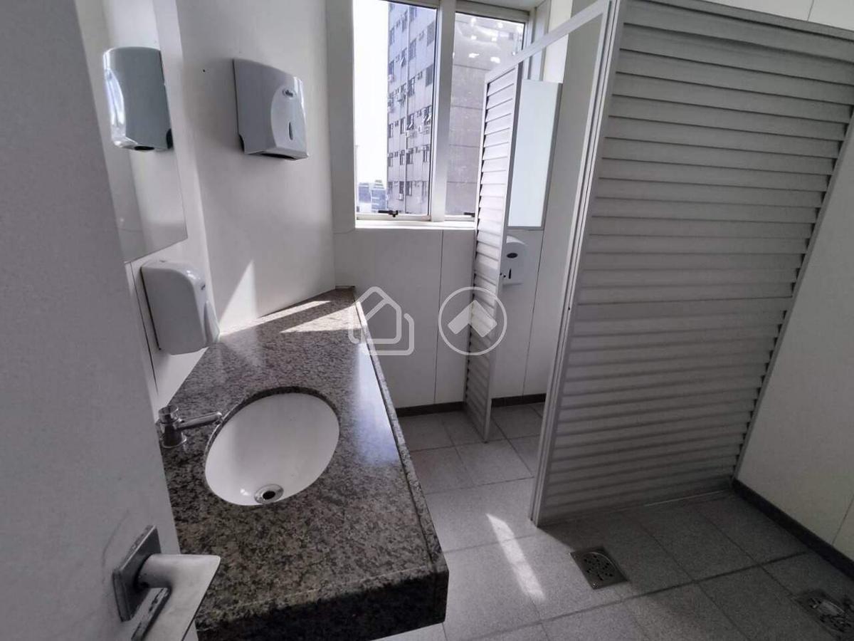 Sala, Estoril, 4 Vagas