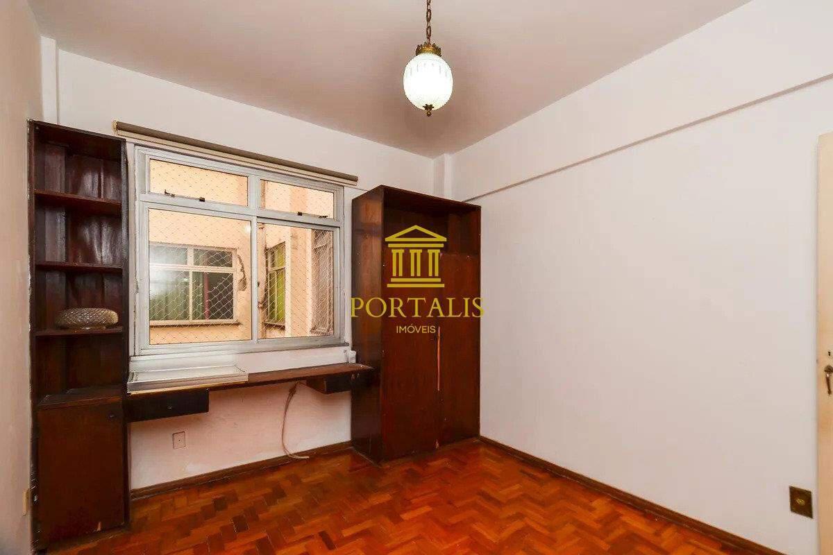 Apartamento, Centro, 2 Quartos, 0 Vaga