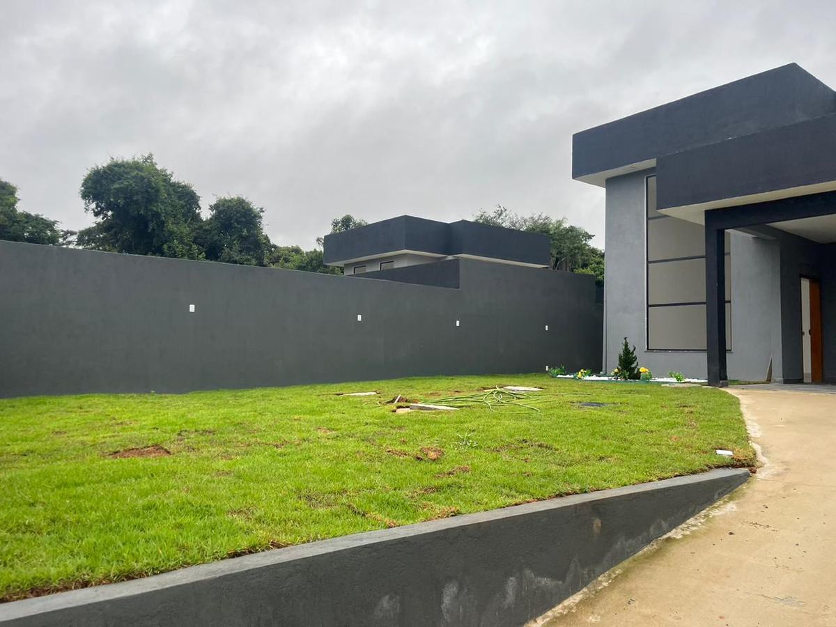 Casa, Floresta Encantada, 3 Quartos, 5 Vagas, 1 Suíte