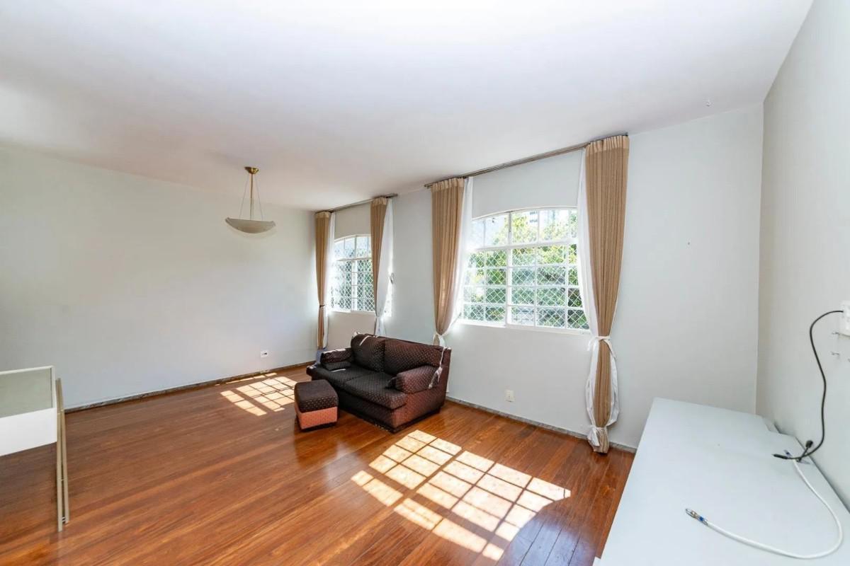 Apartamento, Coração de Jesus, 4 Quartos, 2 Vagas, 1 Suíte